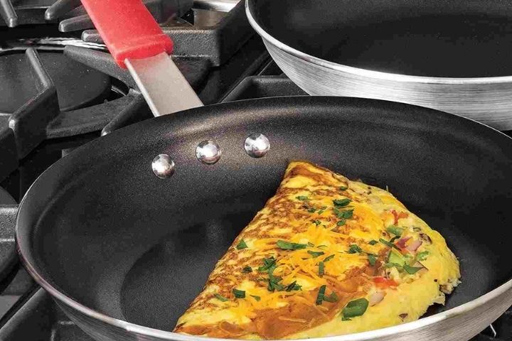 Best Pans To Cook Eggs Reviewed